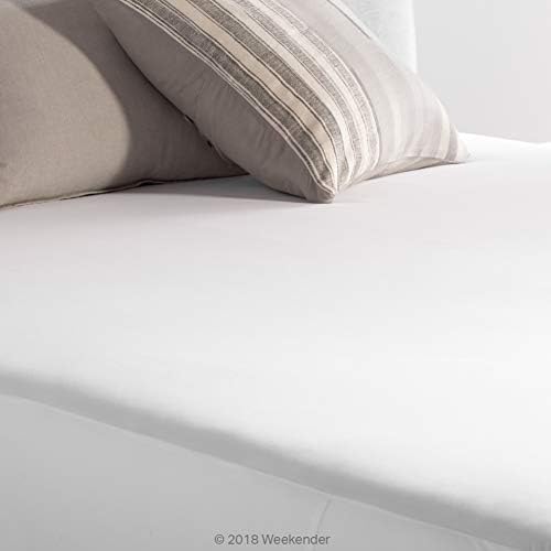 WEEKENDER Waterproof Mattress Cover Queen