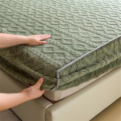 BYHIP Velvet Fitted Sheet Mattress Protector